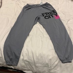 Freecity large sweatpant- grayart